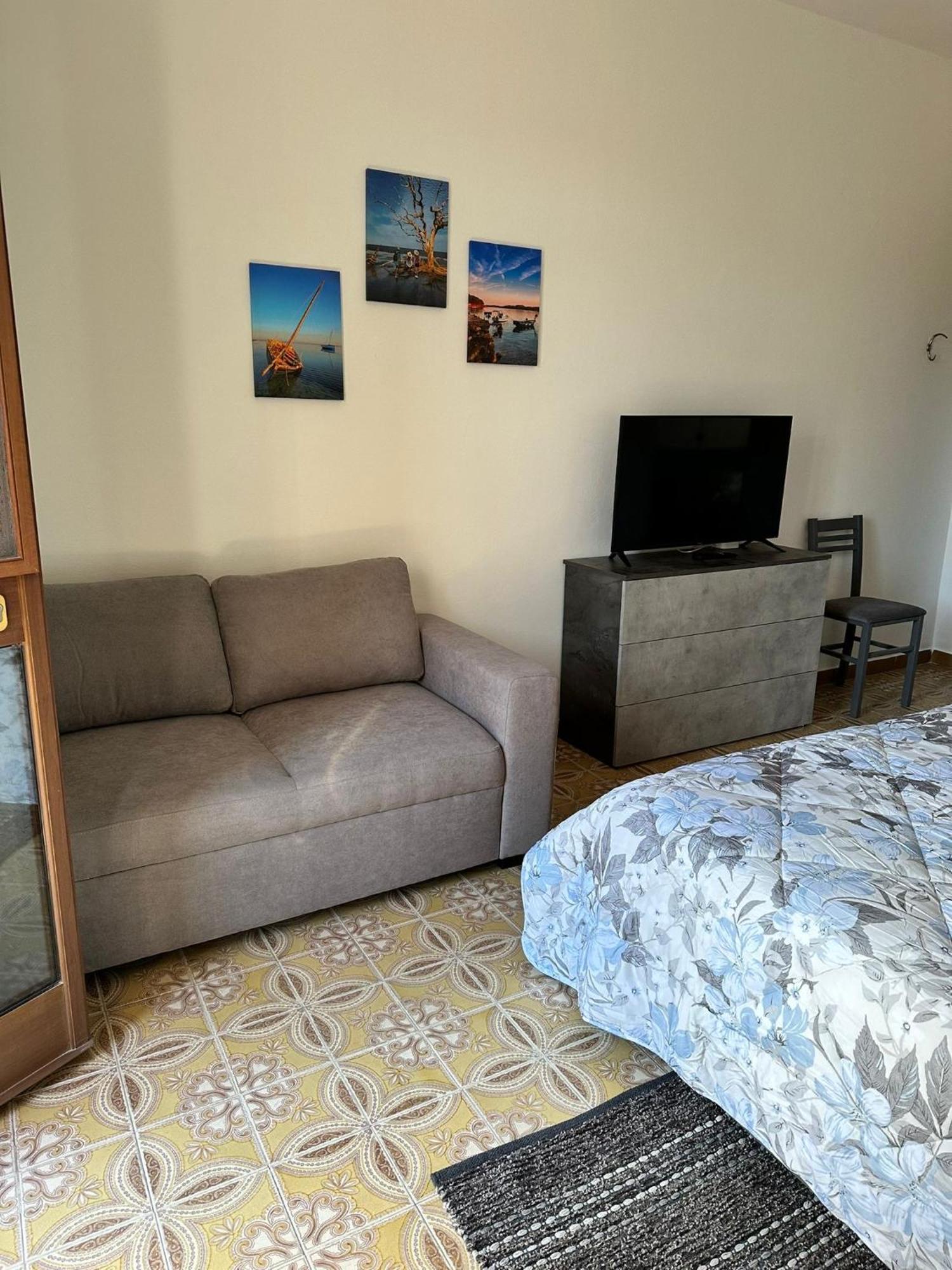 Casa Bettina La Maddalena Apartment Ла Мадалена Екстериор снимка